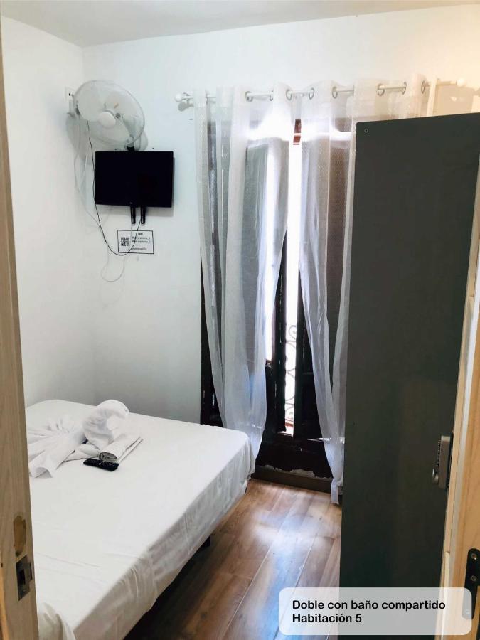 Gran Via Sol Rooms Madrid Exterior foto
