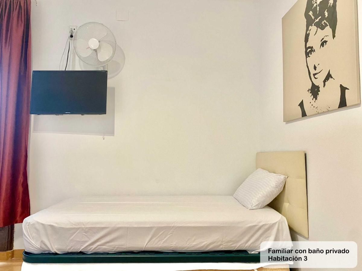 Gran Via Sol Rooms Madrid Exterior foto